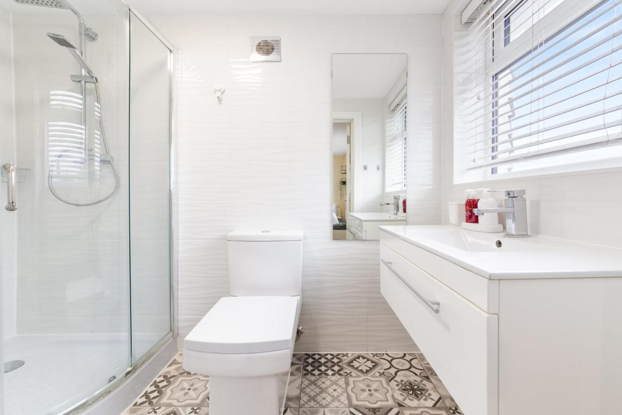Twickenham Homes Isleworth Dış mekan fotoğraf