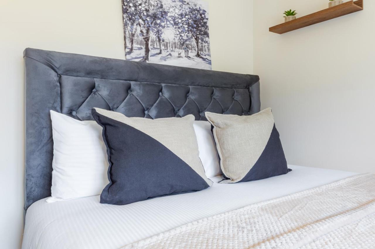 Twickenham Homes Isleworth Dış mekan fotoğraf