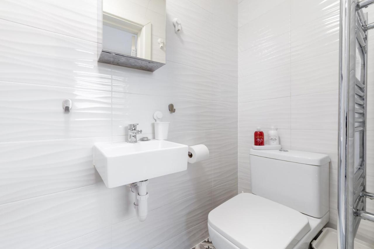 Twickenham Homes Isleworth Dış mekan fotoğraf