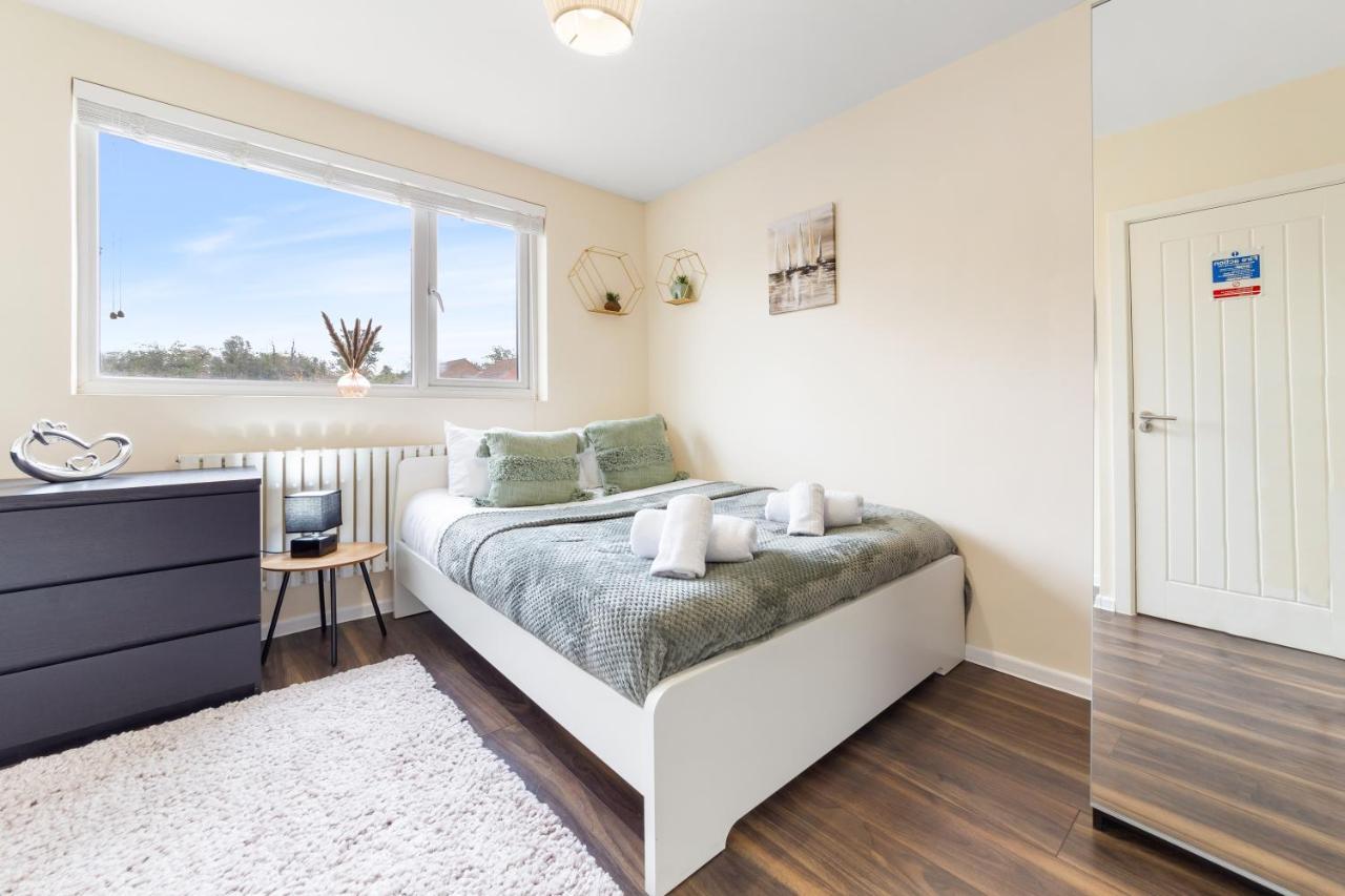 Twickenham Homes Isleworth Dış mekan fotoğraf