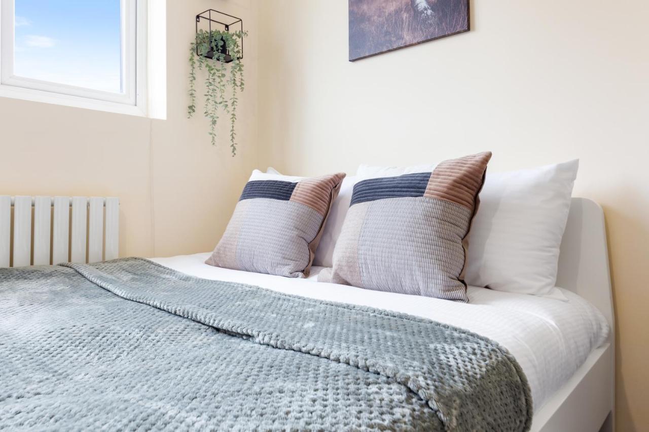 Twickenham Homes Isleworth Dış mekan fotoğraf